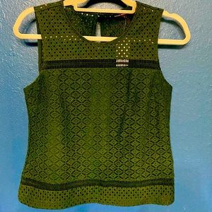 Banana Republic sleeveless work blouse. XS; Dark green; Beautiful eyelet detail.